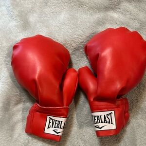 Everlast Boxing Gloves Red Toy Photo Prop Sparring Gear Baby Toddler Size